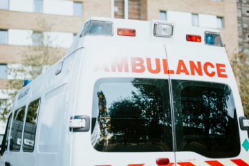 У столиці передбачена альтернативна можливість виклику «швидкої», якщо телефон 103 виявиться недоступним через перебої зі зв’язком У столиці передбачена альтернативна можливість виклику «швидкої», якщо телефон 103 виявиться недоступним через перебої зі зв’язком