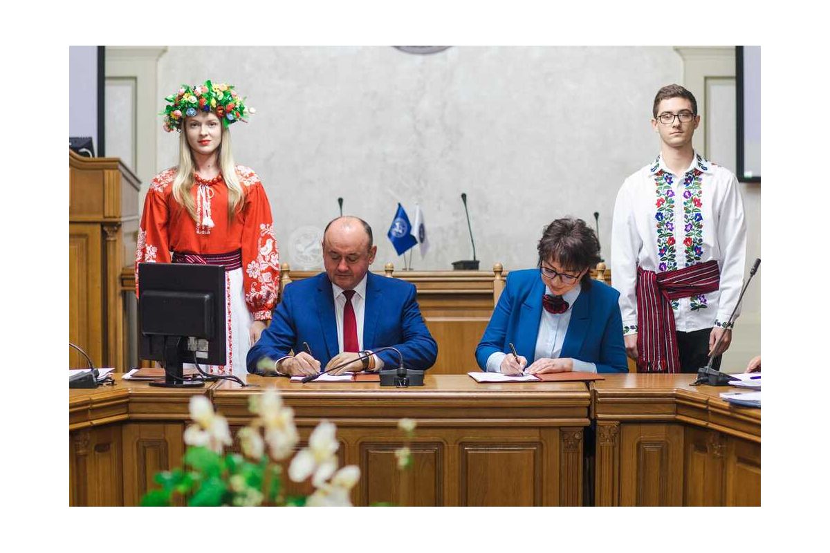Державний податковий університет та Західноукраїнський національний університет підписали меморандум про співпрацю Державний податковий університет та Західноукраїнський національний університет підписали меморандум про співпрацю