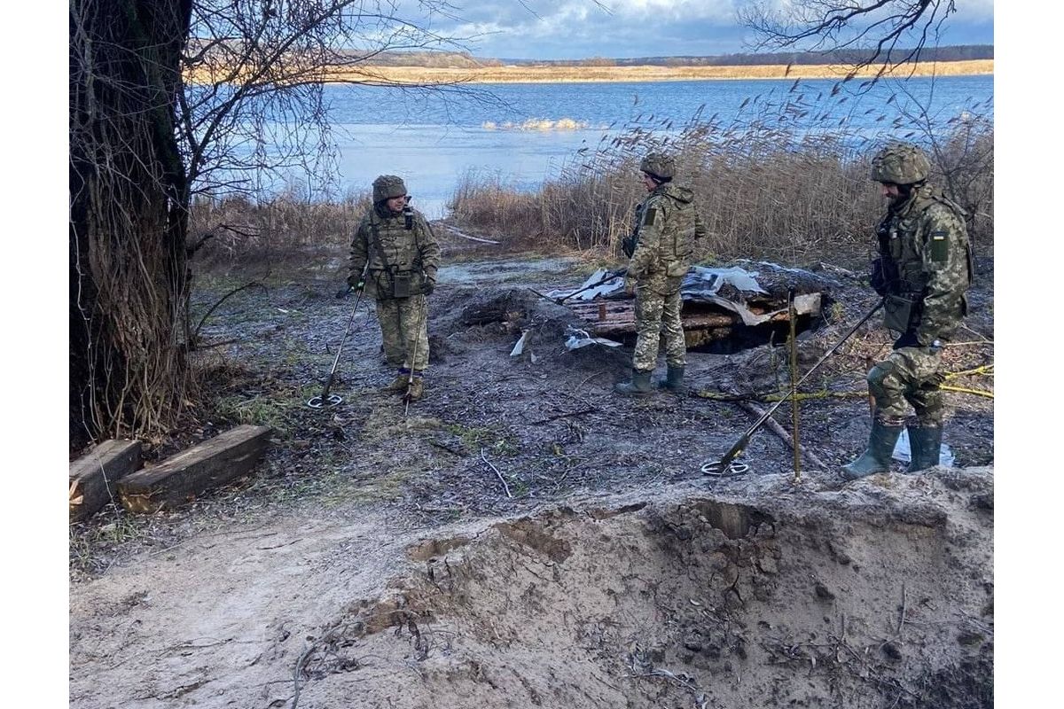 На Харківщині підірвалися 7-річний хлопчик і його батько На Харківщині підірвалися 7-річний хлопчик і його батько