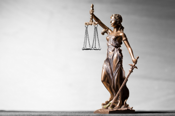 Голові львівської страхової фірми дали 7 років за перевезення нелегальних мігрантів   Більше читайте: https://368.media/2023/03/29/golovi-lvivskoyi-strahovoyi-firmi-dali-7-rokiv-za-perevezennya-nelegalnih-migrantiv/ Голові львівської страхової фірми дали 7 років за перевезення нелегальних мігрантів   Більше читайте: https://368.media/2023/03/29/golovi-lvivskoyi-strahovoyi-firmi-dali-7-rokiv-za-perevezennya-nelegalnih-migrantiv/