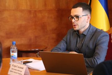 Єгор Стадний є провідником для повного розвалу системи освіти. Пане Президенте – хто керує МОН?!... Єгор Стадний є провідником для повного розвалу системи освіти. Пане Президенте – хто керує МОН?!...