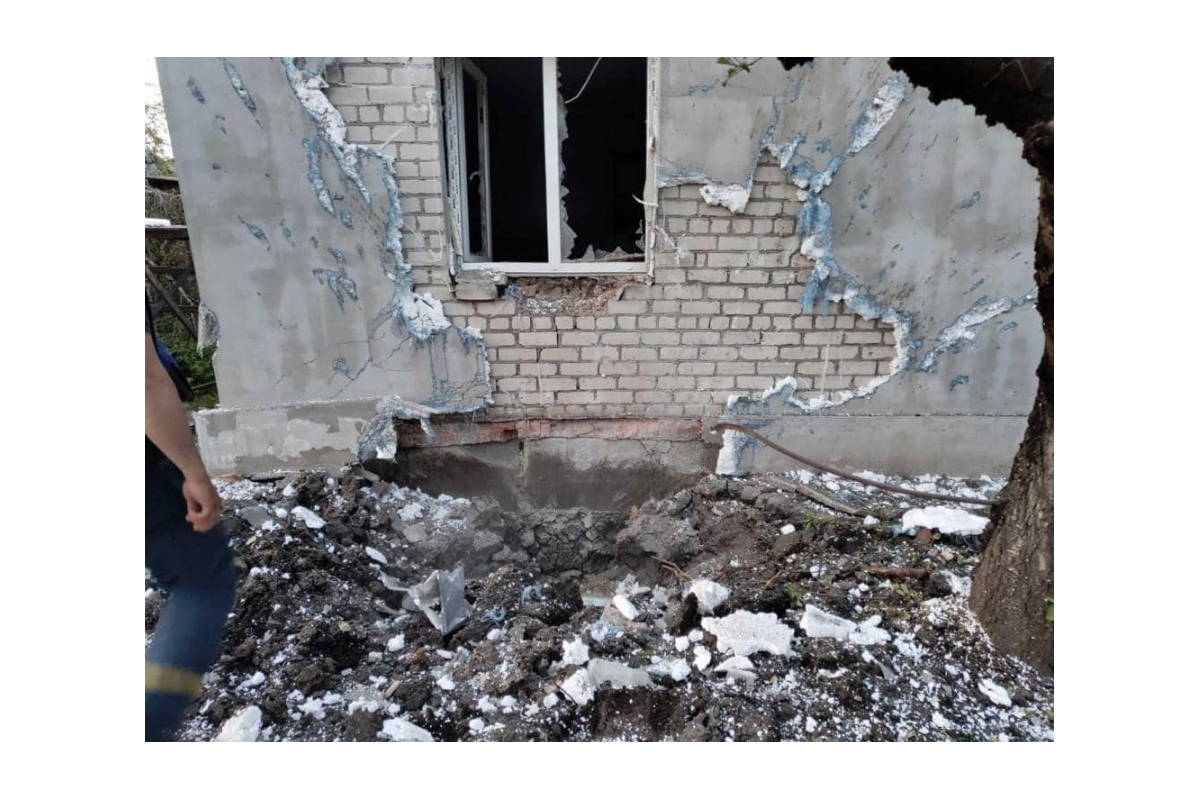 Масовані обстріли Донеччини – під прицілом ворога житлові будинки, ферми та комунальні підприємства Масовані обстріли Донеччини – під прицілом ворога житлові будинки, ферми та комунальні підприємства