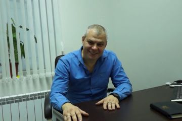 Скандальный бизнесмен Олег Боз незаконно застраивает коблевские пляжные зоны, крышует этот беспредел – нардеп «слуга народа» Артем Черноморов? Скандальный бизнесмен Олег Боз незаконно застраивает коблевские пляжные зоны, крышует этот беспредел – нардеп «слуга народа» Артем Черноморов?