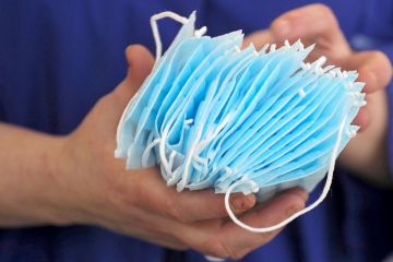 Арьев: Украина продавала дефицитные маски в РФ Арьев: Украина продавала дефицитные маски в РФ