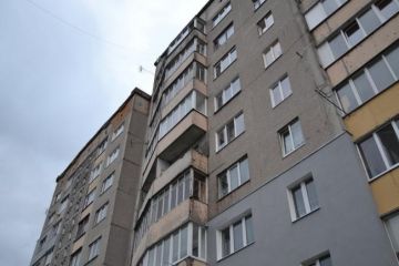 Через прохання батька показати телефон, школярка вчинила самогубство! Через прохання батька показати телефон, школярка вчинила самогубство!