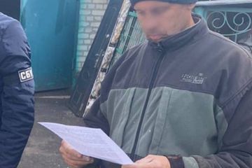 Особовий склад, техніка, фортифікаційні споруди – ще двом мешканцям Донеччини, які передавали ворогу дані щодо ЗСУ, повідомлено про підозру  Особовий склад, техніка, фортифікаційні споруди – ще двом мешканцям Донеччини, які передавали ворогу дані щодо ЗСУ, повідомлено про підозру