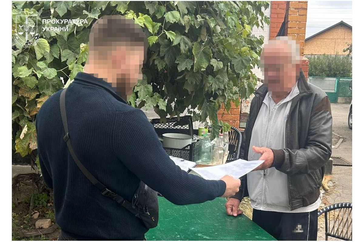 7 підозрюваних у ДТП із загиблими та травмованими на Донеччині. Серед постраждалих двоє дітей 7 підозрюваних у ДТП із загиблими та травмованими на Донеччині. Серед постраждалих двоє дітей