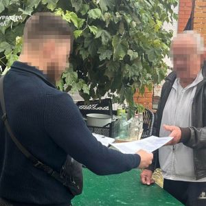 7 підозрюваних у ДТП із загиблими та травмованими на Донеччині. Серед постраждалих двоє дітей 7 підозрюваних у ДТП із загиблими та травмованими на Донеччині. Серед постраждалих двоє дітей