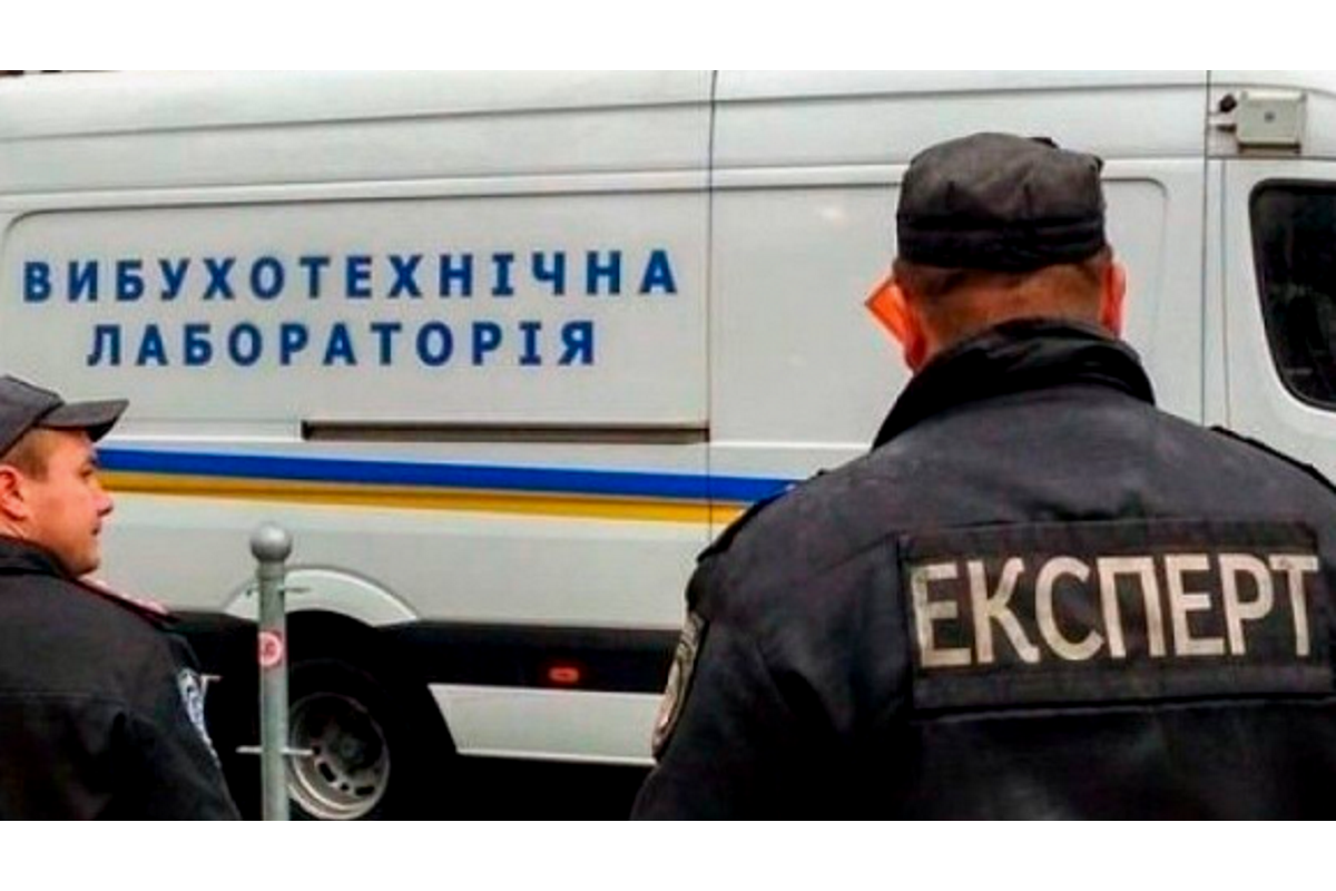 У Кривому Розі нетверезий чоловік намагався «підірвати» ізолятор тимчасового тримання У Кривому Розі нетверезий чоловік намагався «підірвати» ізолятор тимчасового тримання