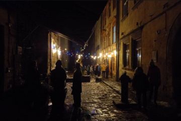 Навчання під час блекауту:  студенти розповідають про труднощі ситуації в якій вони опинилися Навчання під час блекауту:  студенти розповідають про труднощі ситуації в якій вони опинилися