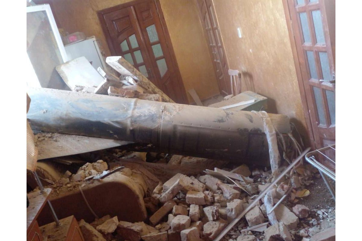 В ОП показали наслідки влучення російської ракети до житлового будинку в селі Івано-Франківської області В ОП показали наслідки влучення російської ракети до житлового будинку в селі Івано-Франківської області