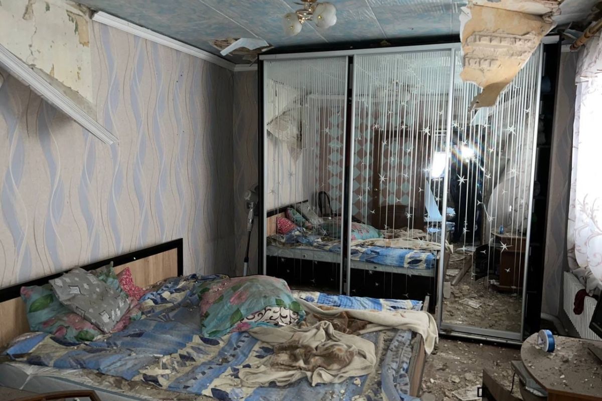 Бомби, ракети, міномети - ворог завдав нових ударів по населених пунктах Донеччини Бомби, ракети, міномети - ворог завдав нових ударів по населених пунктах Донеччини