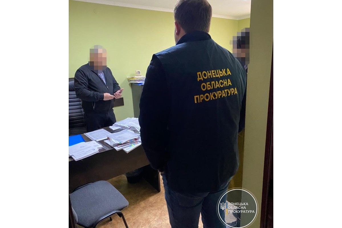 На Донеччині викрито схему ухилення від сплати податків на суму понад 7 млн грн На Донеччині викрито схему ухилення від сплати податків на суму понад 7 млн грн