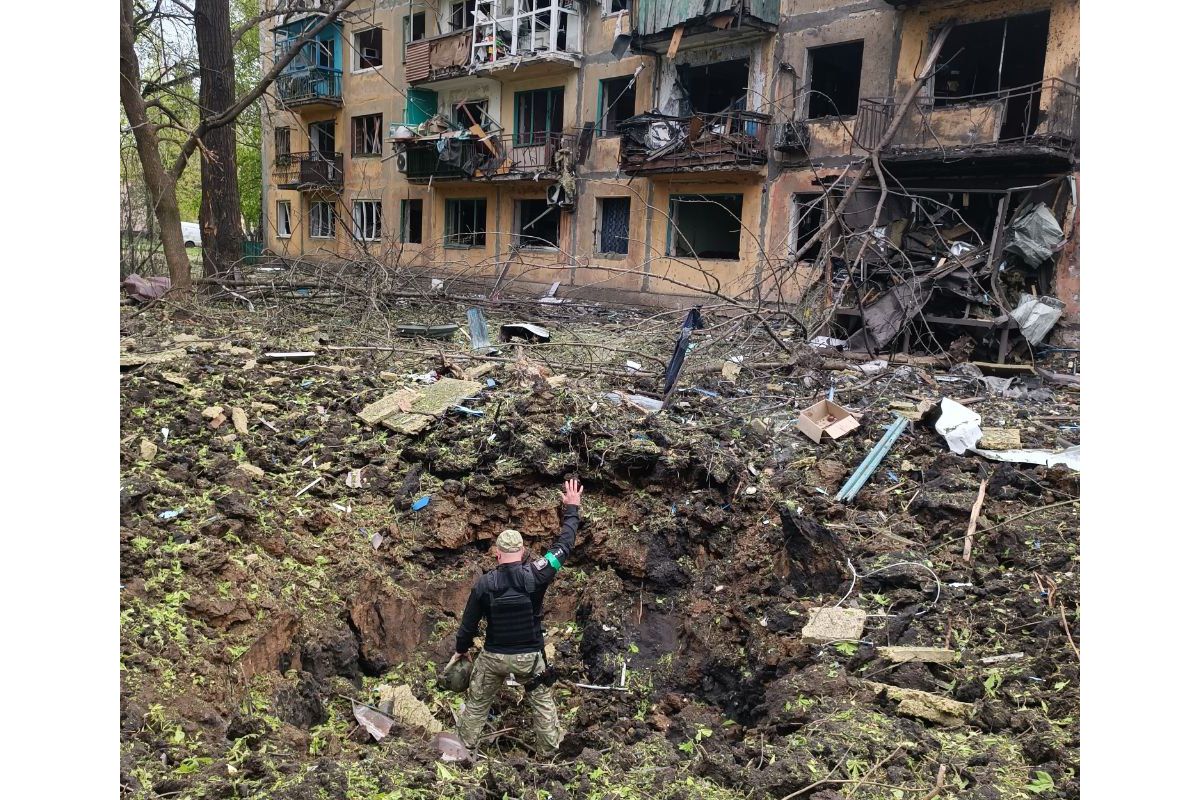 «Друга армія світу» застосовує проти мирного населення авіабомби і крилаті ракети – поранено 5 дітей «Друга армія світу» застосовує проти мирного населення авіабомби і крилаті ракети – поранено 5 дітей