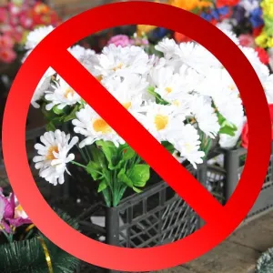 ​Українців закликають уникати використання штучних квітів під час поминальних днів