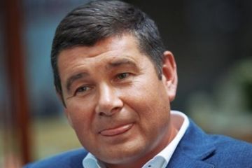 Александр Онищенко: "Меня арестовали за пару дней до того, как я должен был обнародовать пленки Байдена" Александр Онищенко: "Меня арестовали за пару дней до того, как я должен был обнародовать пленки Байдена"