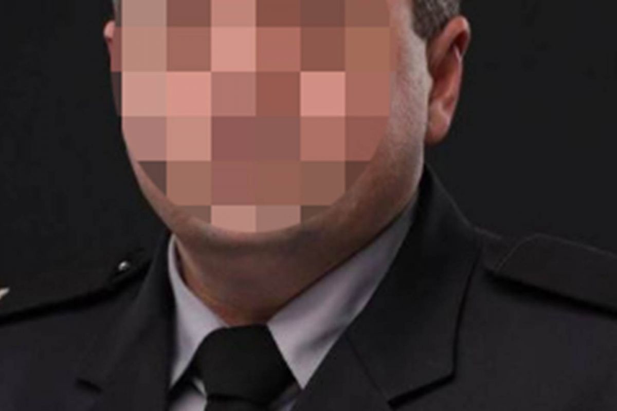 Судитимуть шістьох так званих правоохоронців з окупованого Маріуполя, які зрадили присязі на вірність Україні Судитимуть шістьох так званих правоохоронців з окупованого Маріуполя, які зрадили присязі на вірність Україні