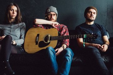 Гурт «Один в каное» заспівав разом з учнями музичної школи Гурт «Один в каное» заспівав разом з учнями музичної школи