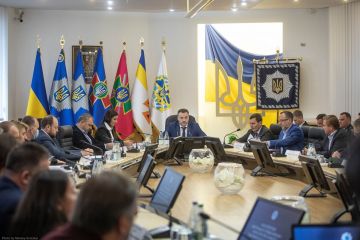 Денис Монастирський назвав чотири напрями співпраці між МВС та бізнесом у боротьбі з нелегальним ринком Денис Монастирський назвав чотири напрями співпраці між МВС та бізнесом у боротьбі з нелегальним ринком