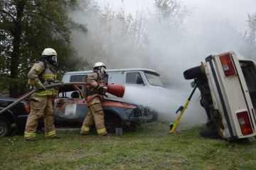 На Дніпропетровщині визначили найкращих рятувальників у газодимозахисній службі На Дніпропетровщині визначили найкращих рятувальників у газодимозахисній службі
