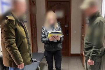 Незаконне переправлення осіб через держкордон за 2500 тис. доларів США  - підозрюються двоє мешканців Київщини Незаконне переправлення осіб через держкордон за 2500 тис. доларів США  - підозрюються двоє мешканців Київщини