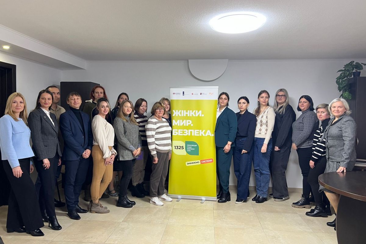 «Нічого про нас без нас»: Луганщина єднає владу та громади у виконанні Резолюції Ради Безпеки ООН 1325 «Нічого про нас без нас»: Луганщина єднає владу та громади у виконанні Резолюції Ради Безпеки ООН 1325