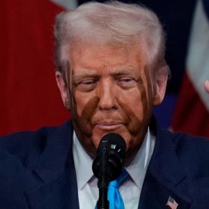 Трамп наказав негайно відновити випробування ядерної зброї Трамп наказав негайно відновити випробування ядерної зброї