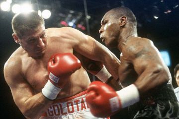 Голота, который 20 лет назад сбежал с ринга, хочет взять реванш у Тайсона Голота, который 20 лет назад сбежал с ринга, хочет взять реванш у Тайсона