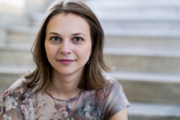 Шахматистка чи каратист: цікава партія перед Новим роком Шахматистка чи каратист: цікава партія перед Новим роком