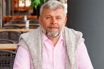 Григорий Козловский и ФК «Рух»(Львов) получили награду от Кирилла Буданова Григорий Козловский и ФК «Рух»(Львов) получили награду от Кирилла Буданова