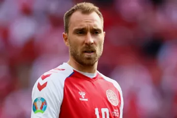 ​Футболист, переживший остановку сердца на Евро-2020, подписал контракт с клубом АПЛ