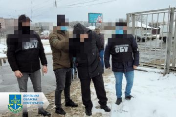 Передавав секретні дані щодо озброєння – поплічнику бойовиків повідомлено про підозру у державній зраді (ФОТО) Передавав секретні дані щодо озброєння – поплічнику бойовиків повідомлено про підозру у державній зраді (ФОТО)