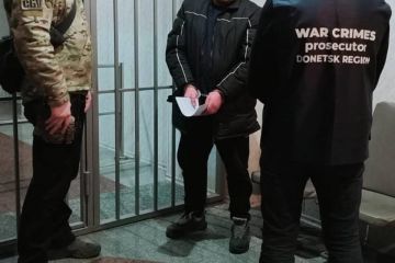 Прокурор Донеччини Павло Угровецький повідомив про підозру черговому депутату із забороненої "ОПЗЖ" Прокурор Донеччини Павло Угровецький повідомив про підозру черговому депутату із забороненої "ОПЗЖ"
