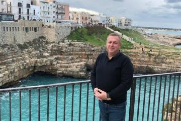 Мізрах Ігор: «Державний службовець», хто він і чи карати його за порушення закону?		   			Мізрах Ігор: «Державний службовець», хто він і чи карати його за порушення закону?