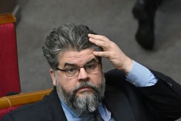 Угодивший в секс-скандал депутат Яременко назвал парламентских журналистов шалавами		   			Угодивший в секс-скандал депутат Яременко назвал парламентских журналистов шалавами