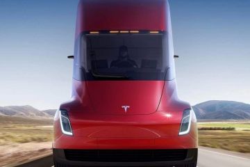 Разгон электротягача Tesla сняли на видео		   			Разгон электротягача Tesla сняли на видео