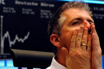 “Храните кэш и готовьтесь к худшему”. Почему обрушились мировые рынки и что ждет Украину		   			“Храните кэш и готовьтесь к худшему”. Почему обрушились мировые рынки и что ждет Украину