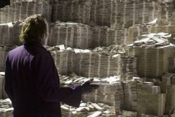 Европа кошмарит грязные деньги		   			Европа кошмарит грязные деньги