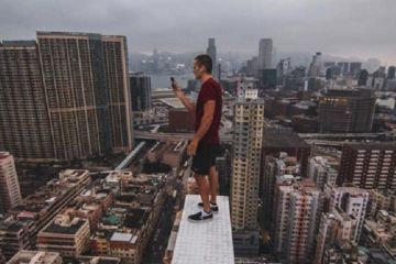 В Киеве ограбили и избили известного руфера		   			В Киеве ограбили и избили известного руфера