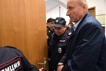 Подробности обвинения — как и с кем вымогал 100 млн генерал МВД		   			Подробности обвинения — как и с кем вымогал 100 млн генерал МВД