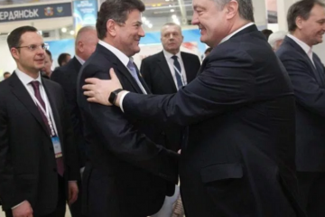 Ахметов разоряет Запорожье на мусоре		   			Ахметов разоряет Запорожье на мусоре