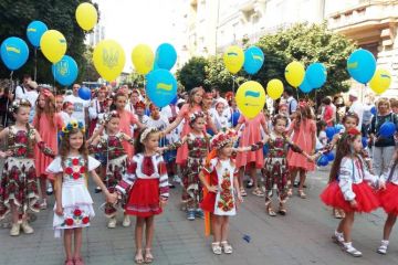 День вишиванки 2019: історія та традиції українського свята		   			День вишиванки 2019: історія та традиції українського свята