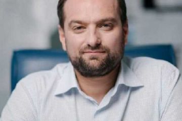 Смотрящий Андрей Ваврыш вместе с Медведчуком отжимает бизнес идущего на дно Микитася		   			Смотрящий Андрей Ваврыш вместе с Медведчуком отжимает бизнес идущего на дно Микитася