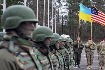 Госдеп США и Пентагон разработали план поставок оружия в Украину		   			Госдеп США и Пентагон разработали план поставок оружия в Украину