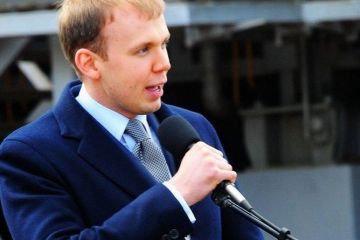 Беглый олигарх Сергей Курченко занялся рейдерством в России		   			Беглый олигарх Сергей Курченко занялся рейдерством в России