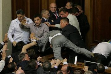 Вся мажоритарная рать. Кто идет в Раду по округам		   			Вся мажоритарная рать. Кто идет в Раду по округам