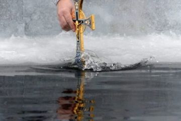 Крещение 2020. Обряды и приметы, три главных блюда и как правильно окунаться в прорубь		   			Крещение 2020. Обряды и приметы, три главных блюда и как правильно окунаться в прорубь