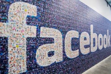 Facebook приостановил работу около 200 приложений в результате скандала с Cambridge Analytica		   			Facebook приостановил работу около 200 приложений в результате скандала с Cambridge Analytica