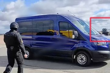 Білоруські силовики опублікували відео чергових репресій і випадково зняли переміщення ЗРК С-400, повідомляє Білоруський Гаюн Білоруські силовики опублікували відео чергових репресій і випадково зняли переміщення ЗРК С-400, повідомляє Білоруський Гаюн