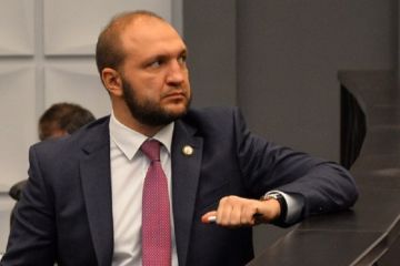 Яциковський розповів, як Труш разом з “порошенківцями” землю “віджимає” – Документ Яциковський розповів, як Труш разом з “порошенківцями” землю “віджимає” – Документ